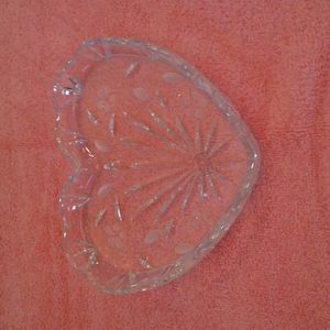 NEW CUT CRYSTAL HEART TRAY